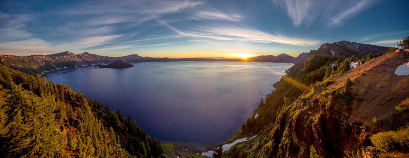 Panoramblick auf Crater Lake